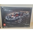 LEGO® Koenigsegg Sadair's Spear szuperautó - sérült dobozos